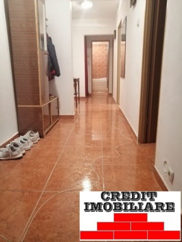 apartament-3-camere-decomandat-zona-judetean-1