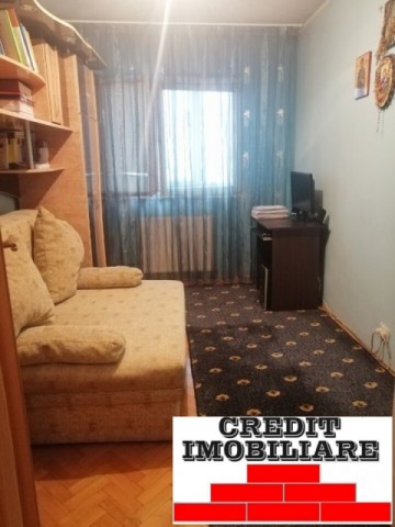 apartament-3-camere-decomandat-zona-judetean-2