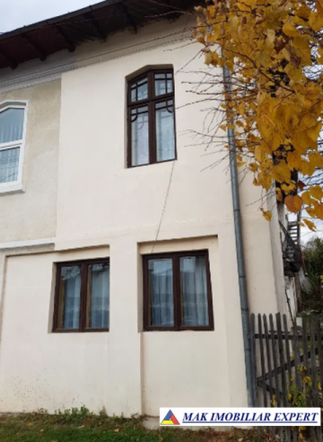 vila-5-camere-curte-101-mp-campulung-1