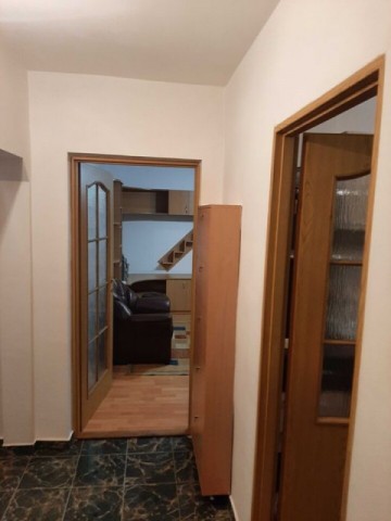 inchiriere-apartament-3-camere-zona-curcubeului-3