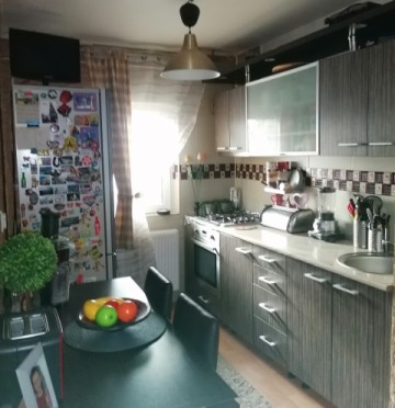 suspendat-cantacuzino-3-camere-renovat-complet-et44-la-63000-euro-9