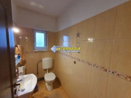 casa-pe-un-nivel-de-vanzare-zona-centru-toate-utilitatile-4