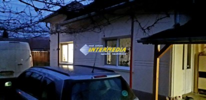 casa-de-vanzare-zona-cetate-cu-1100-mp-teren-1