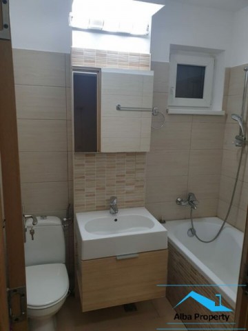 apartament-mobilat-zona-cetate-2