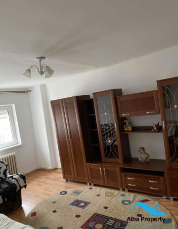 apartament-3-camere-decomandat-pivnita-cetate