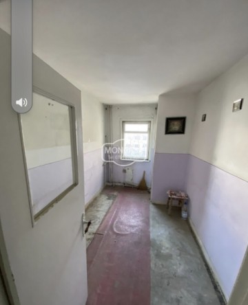 apartament-3-camere-decomandat-zona-imparat-traian-tudor-vladimirescu-4