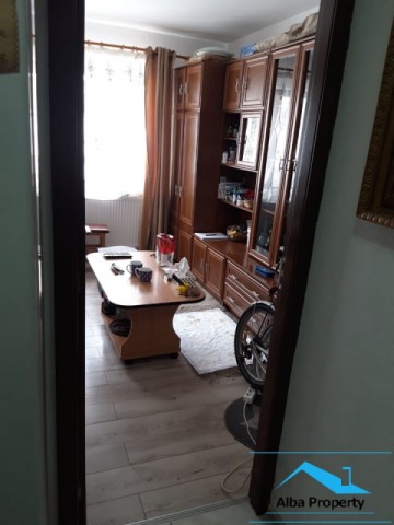 apartament-3-camere-decomandat-cetate-ultracentral-3