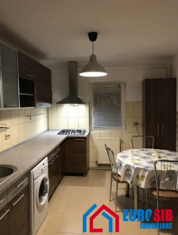 apartament-cu-3-camere-de-inchiriat-zona-mihai-viteazul-2