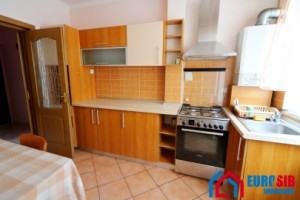 apartament-cu-2-camere-decomandat-de-inchiriat-zona-strand-12