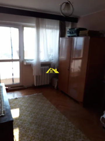 apart-cu-3-camere-ultracentral-alba-iulia-cu-vedere-la-catedrala-3