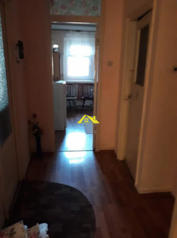 apart-cu-3-camere-ultracentral-alba-iulia-cu-vedere-la-catedrala-4