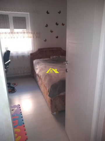 apartament-cu-3-camere-cetate-5