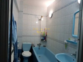 vanzare-apartament-3-camere-pacurari-4