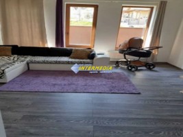 casa-noua-de-vanzare-cu-4-camere-in-cetate-zona-piata-finisata-complet-3