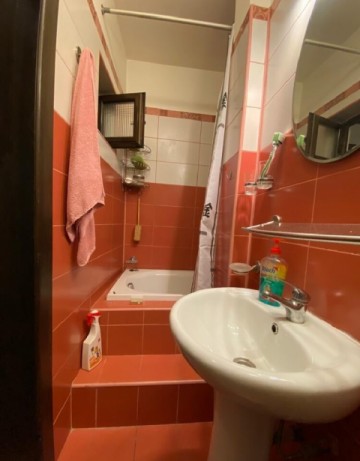 apartament-6-camere-stirbei-voda-bloc-consolidat-in-anul-2009-12