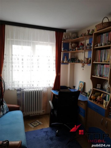 vand-apartament-4-camere-alexandru-cel-bun-1