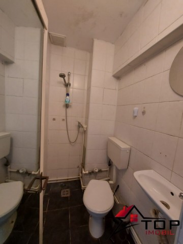 apartament-4-camere-etaj-1-galata-3