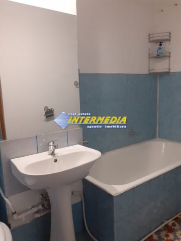 garsoniera-de-inchiriat-30-mp-mobilata-complet-in-alba-iulia-zona-cetate-m-uri-3