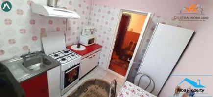 apartament-3-camere-zona-cetate-5