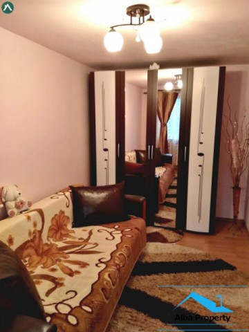 apartament-3-camere-zona-cetate-2