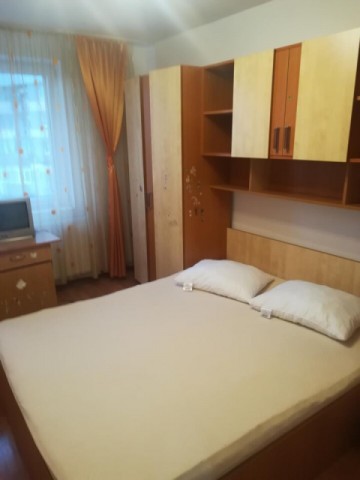 vand-apartament-2-camere-decomandat-in-ampoi-1