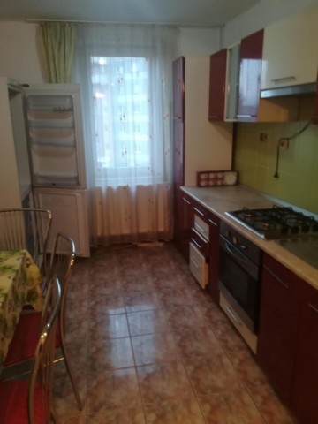 vand-apartament-2-camere-decomandat-in-ampoi-2