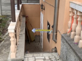 casa-noua-de-vanzare-in-alba-iulia-zona-cetate-finisata-complet-cu-teren-800-mp-8