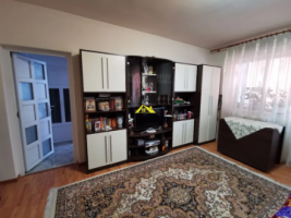 vand-apartament-2-camere-cetate