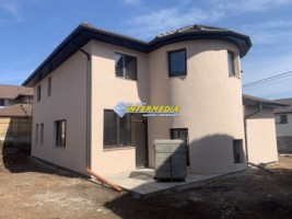 casa-de-vanzare-in-cartierul-cetate-cu-teren-502-mp-utilitati-apa-gaz-curent-3