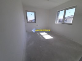 casa-noua-cu-etaj-in-alba-iulia-zona-dealul-furcilor-4