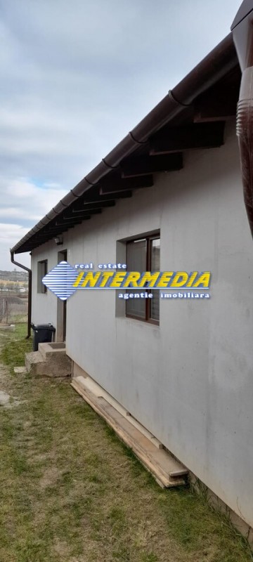 casa-noua-de-vanzare-in-alba-iulia-cu-3-camere-finisata-complet-3