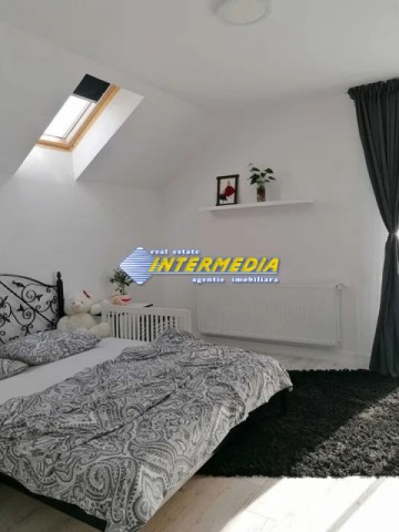 casa-noua-de-vanzare-in-alba-iulia-zona-foarte-buna-finisata-complet-si-mobilata-5