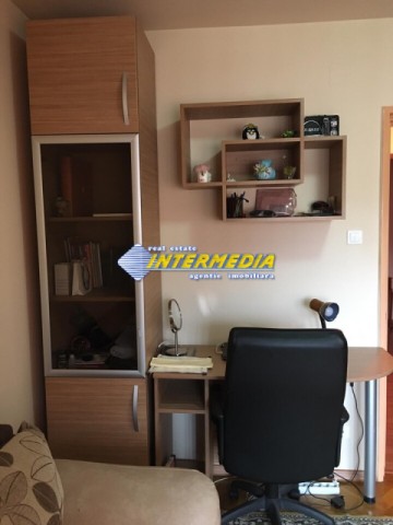 apartament-3-camere-de-vanzare-foste-proprietati-cetate-8