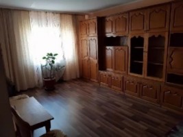 apartament-3-camere-decomandat-zona-cetate-3