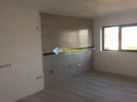 casa-noua-de-vanzare-cu-4-camere-finisata-in-alba-iulia-2