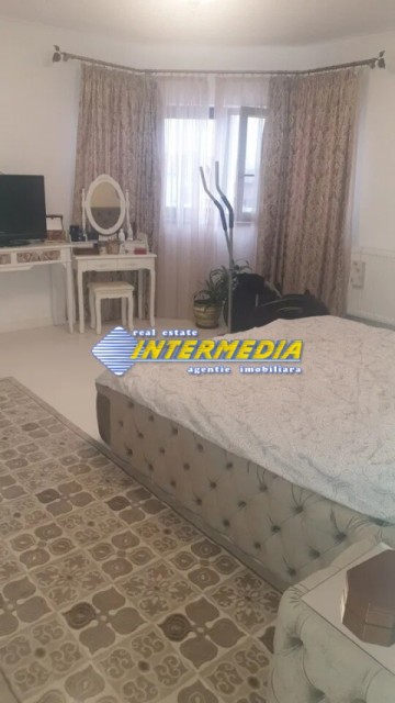 duplex-de-vanzare-p1cu-380-mp-teren-in-cetate-zona-stadion-finisata-la-cheie-utilata-si-mobilata-complet-10