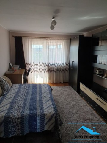 apartament-3-camere-decomandat-mobilat-2