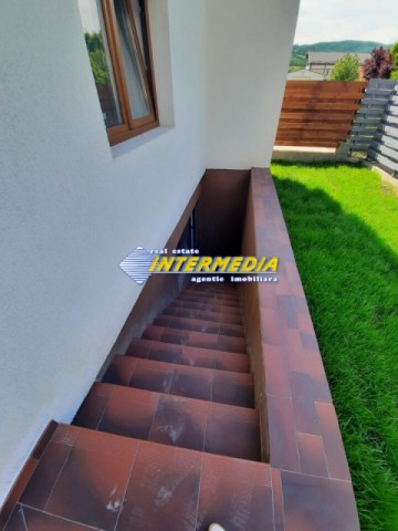 casa-noua-individuala-de-vanzare-zona-alba-micesti-finisata-la-cheie-toate-utilitatile-7