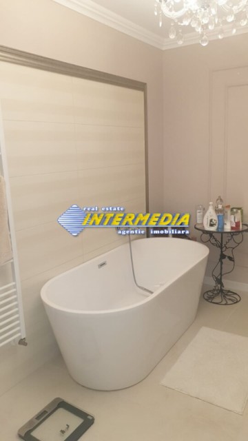 duplex-de-vanzare-p1cu-380-mp-teren-in-cetate-zona-stadion-finisata-la-cheie-utilata-si-mobilata-complet-7
