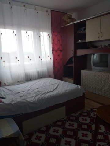 apartament-2-camere-zona-liceul-economic-1