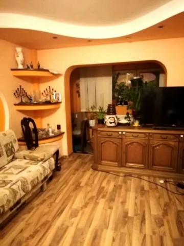 apartament-decomandat-zona-mall-1