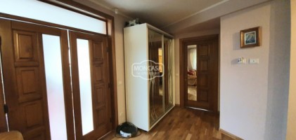 vila-situata-in-catamarasti-deal-p1-partial-finisata-cu-teren-750-mp-12