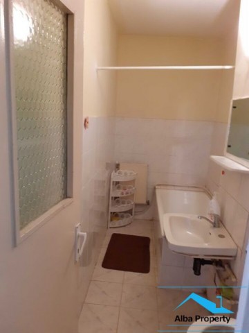 apartament-2-camere-decomandat-zona-cetate-4