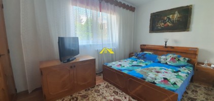apartament-cu-3-camere-de-vanzare-cetate-2
