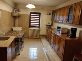 apartament-3-camere-zona-mall-2