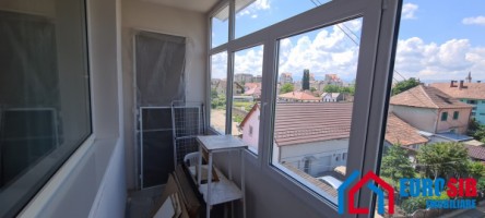 apartament-3-camere-cu-2-garaje-situat-in-sibiu-zona-lazaret-8