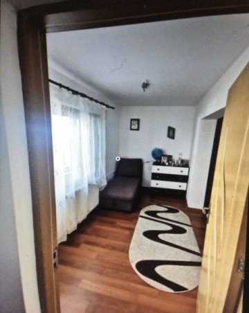 apartament-3-camere-zona-imparat-traian-intersectia-cu-izvoarelor-1