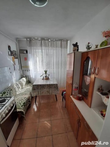 apartament-3-camere-decomandat-zona-ultacentala-2