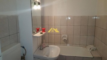 apartament-2-camere-de-inchiriat-cetate-2