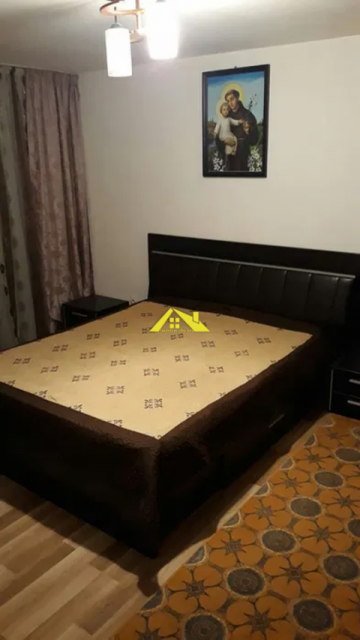 apartament-3-camere-decomandate-cetate-1
